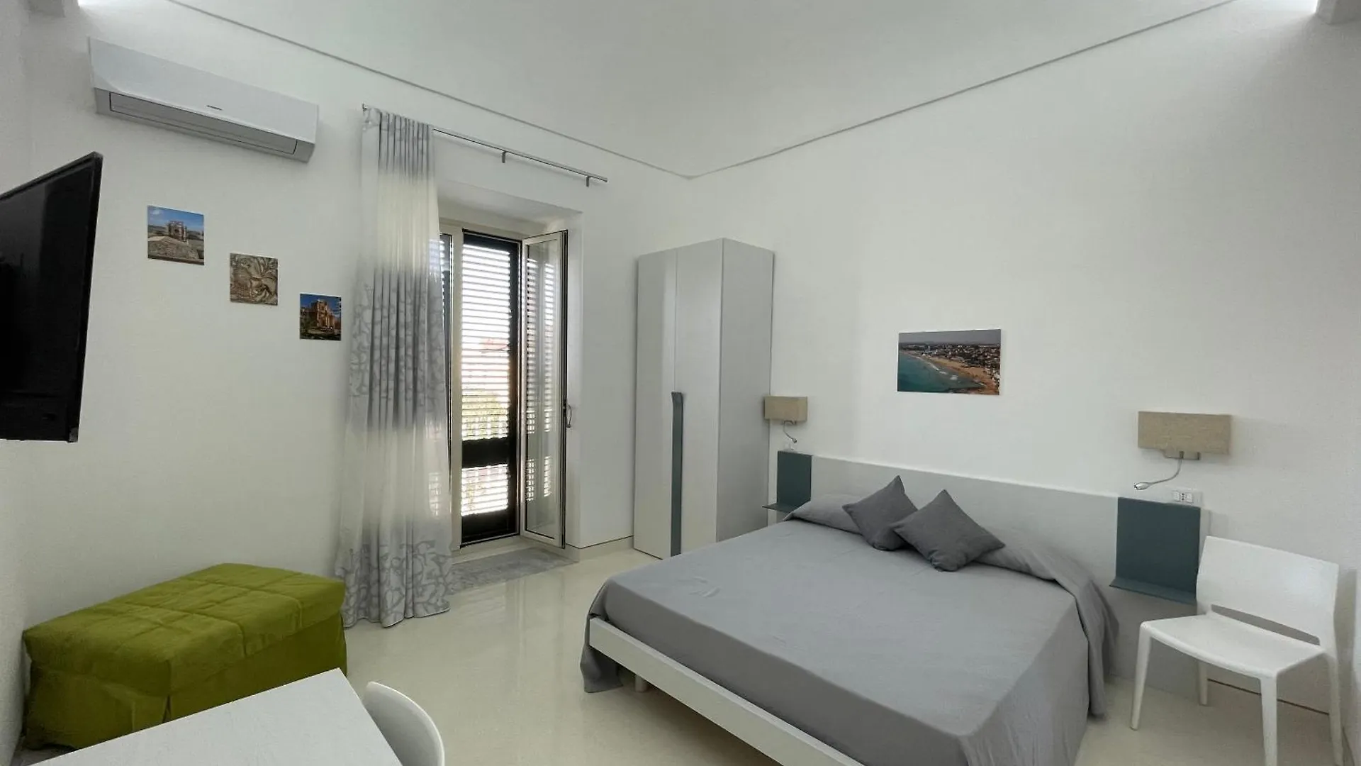 Casa Crispi Hotel Noto 0*,  Italië